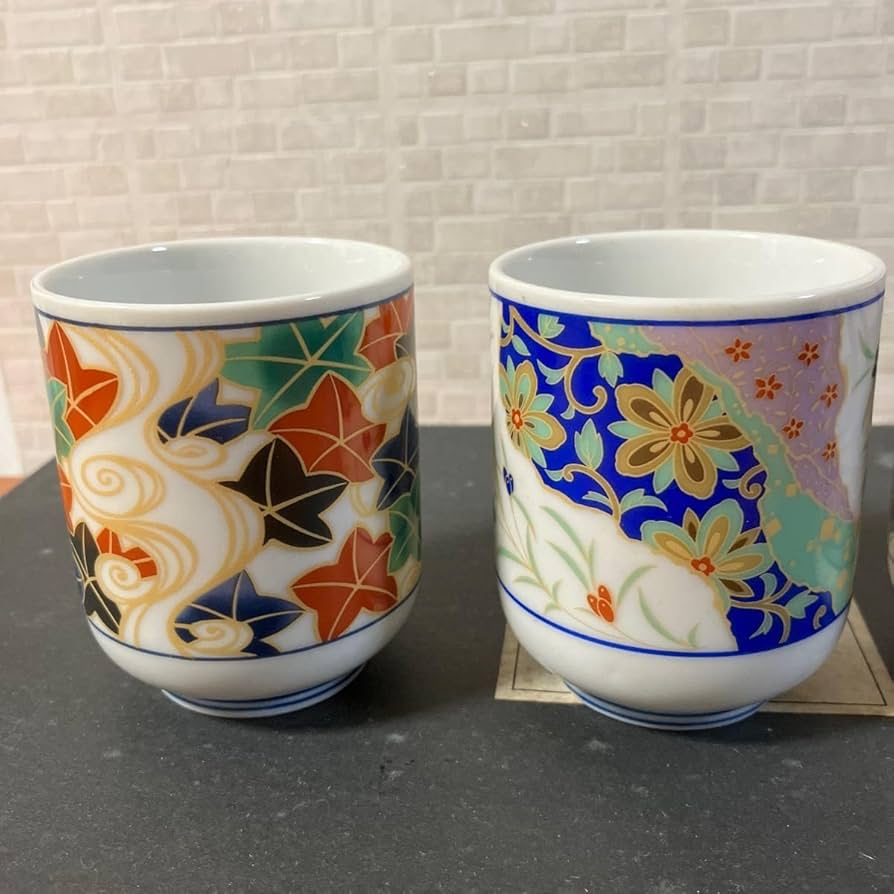 湯呑み茶碗 Amazon | レトロ 湯呑み茶碗8個まとめ | ノーブランド品